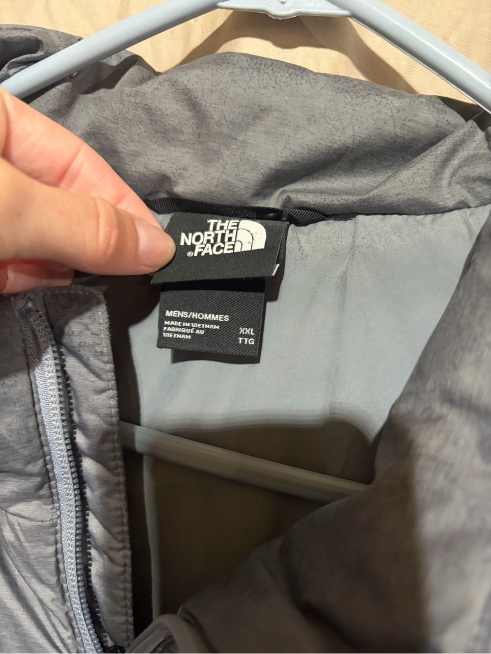 North face jacket - Picture 2 of 4